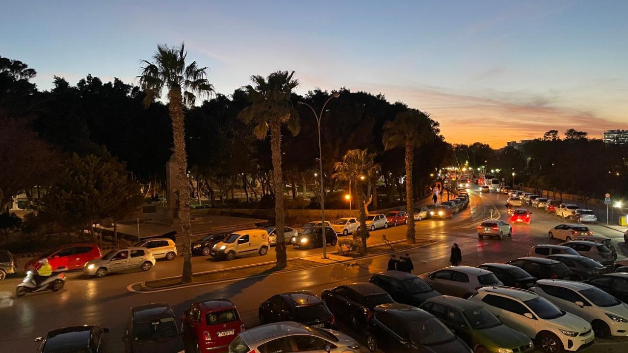 Central Park Apartments كاندية المظهر الخارجي الصورة